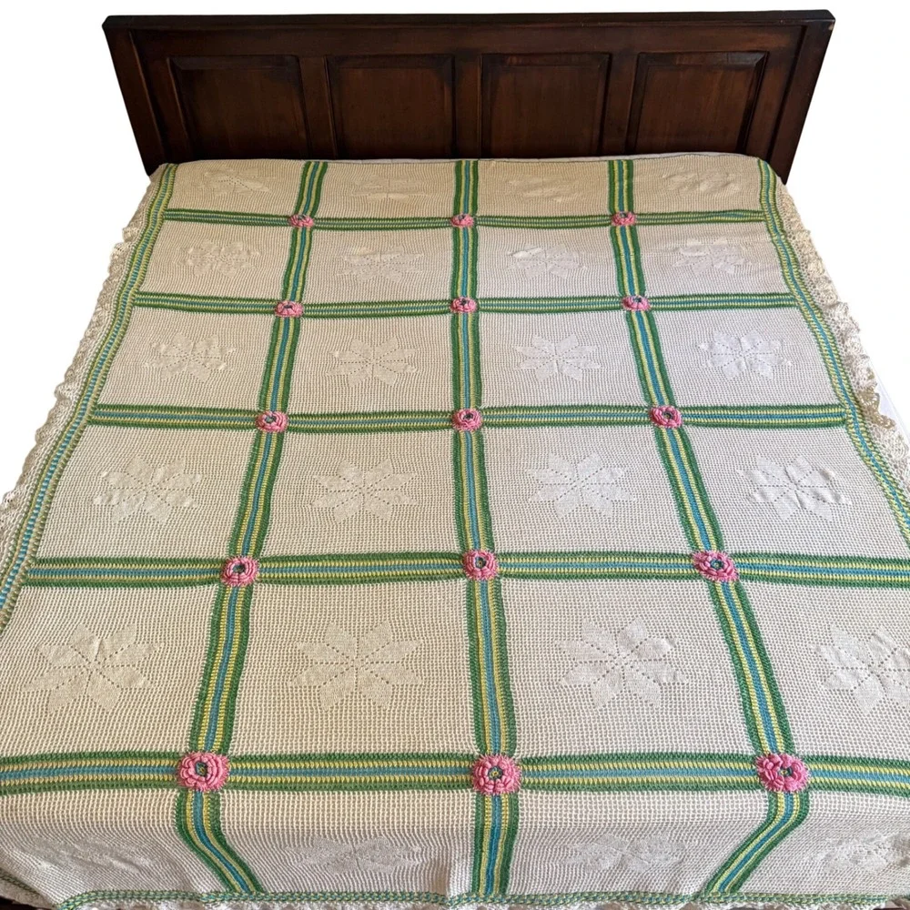 Vintage Handmade Crochet Bedspread Star Pattern Pink Rose Floral TWIN XL